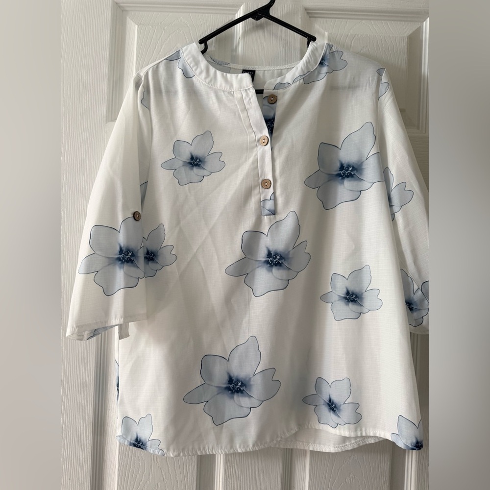 Floral Button-Up Blouse - White and Blue